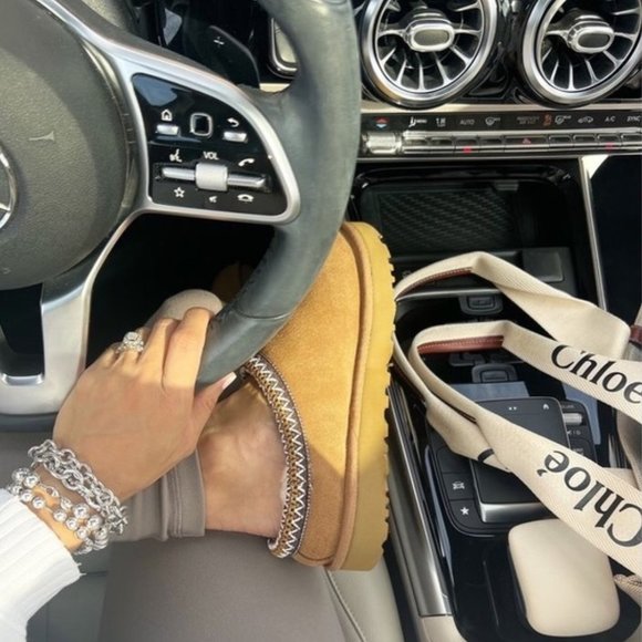 🎁 UGG Women's Tasman Slippers - Picture 4 of 16